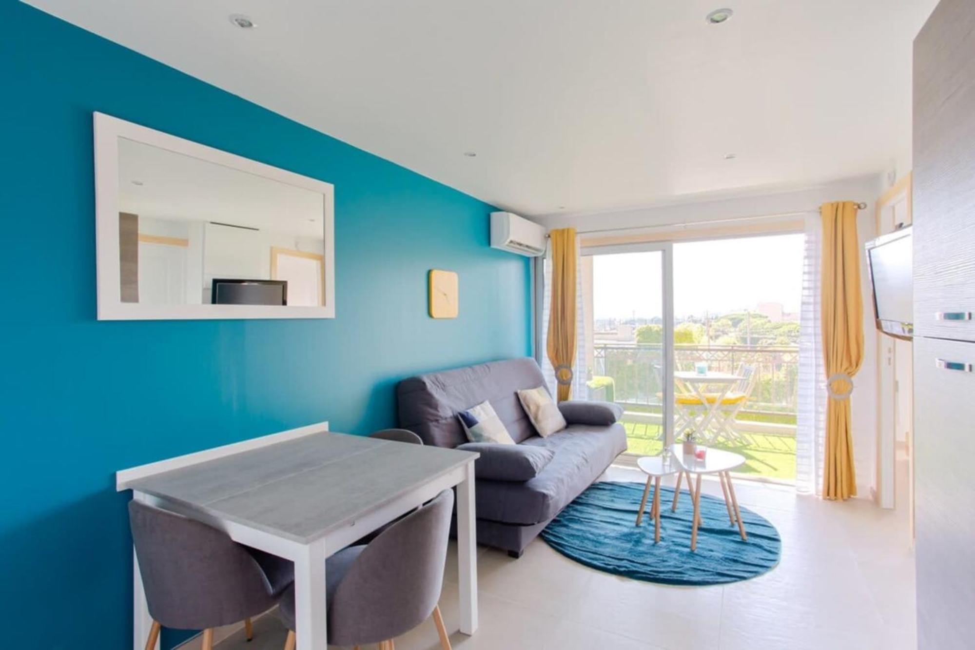 Azur Palm Furnished Flat *